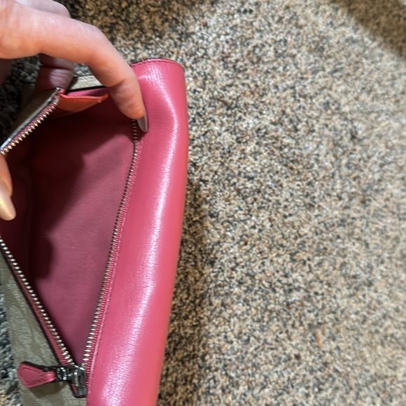 Auth Coach Wallet - Picture 7 of 7